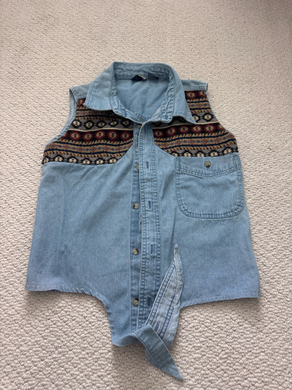90s Western Light Blue Denim Tie-Front Button Down Vest with Multicolor Yoke